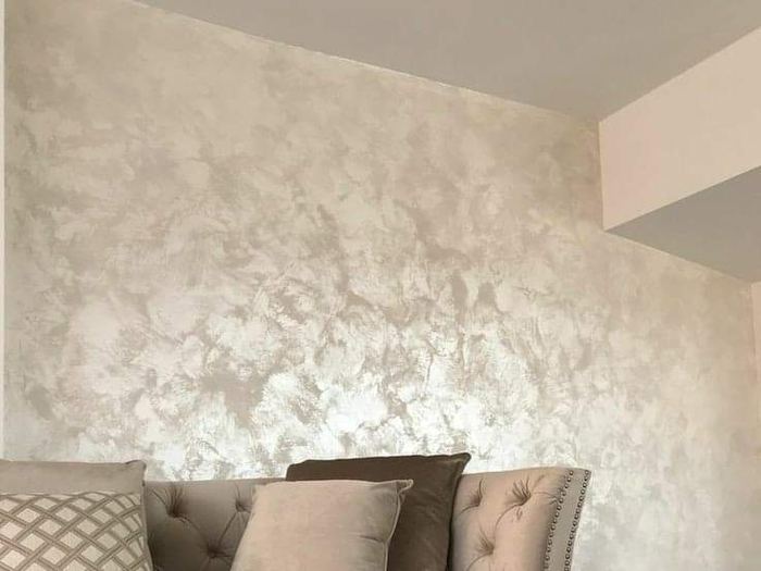 Pearl shimmer plaster texture
